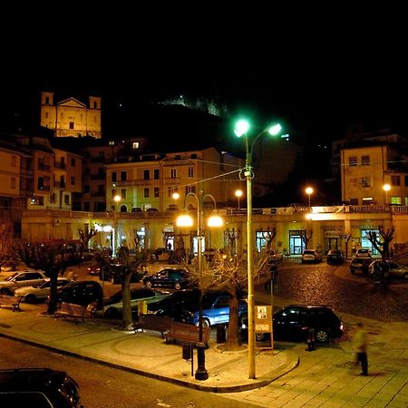 Il Postale Bed & Breakfast Castel Di Sangro Bagian luar foto
